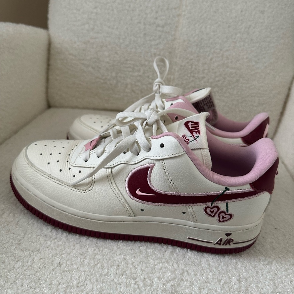 Women’s Air Force 1 Low ‘Valentines Day 2023’